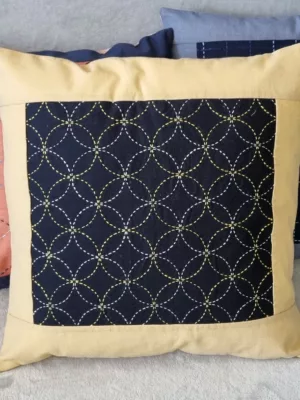 Housse de coussin TRESOR Chambray brodée main